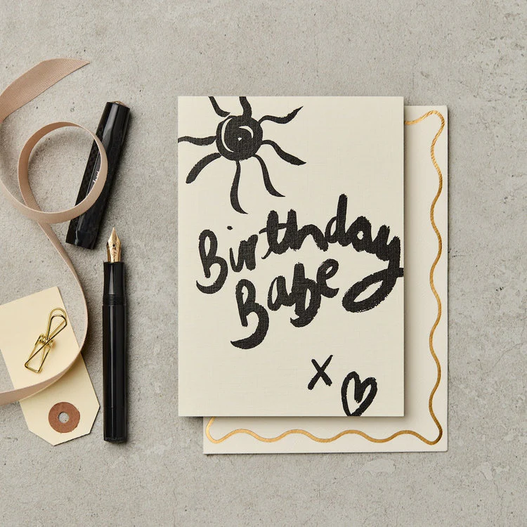 Katie Leamon - Birthday Babe Brush